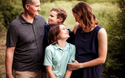 How to Find a Family Photographer: Posing