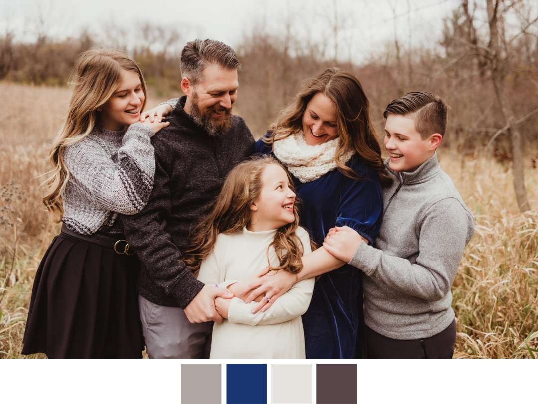 Family photo wardrobe in grays and navy