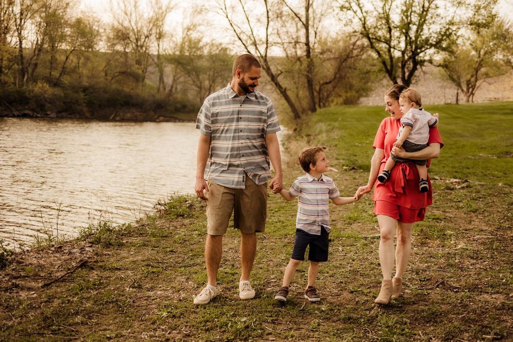 When to do family photos