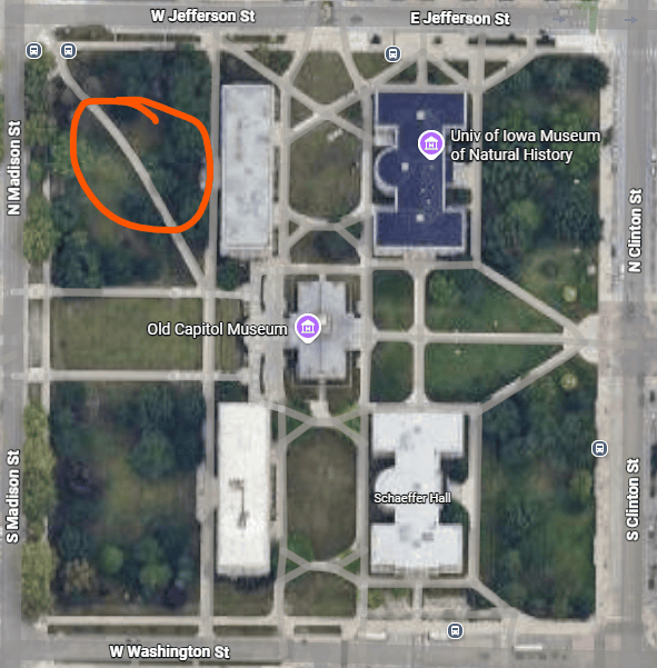 Where to take prom and homecoming pictures in Iowa City, Coralville, and North Liberty